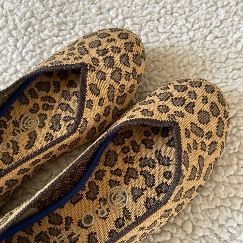 Rothy’s The Flat Rounded Toe In Spotted Leopard Print - Picture 9 of 13